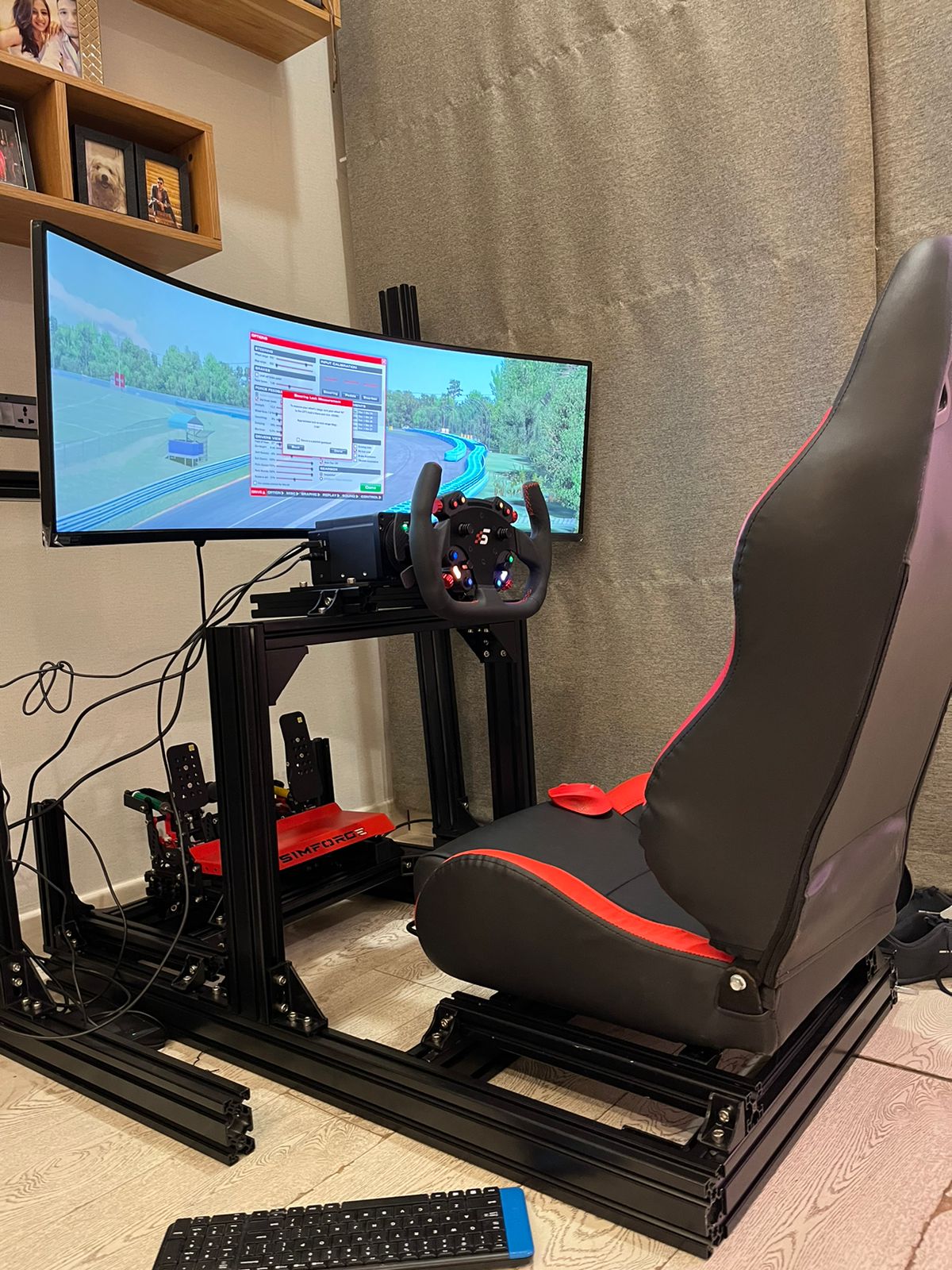 VRH-1 Aluminium Extrusion Cockpit with Bucket Seat